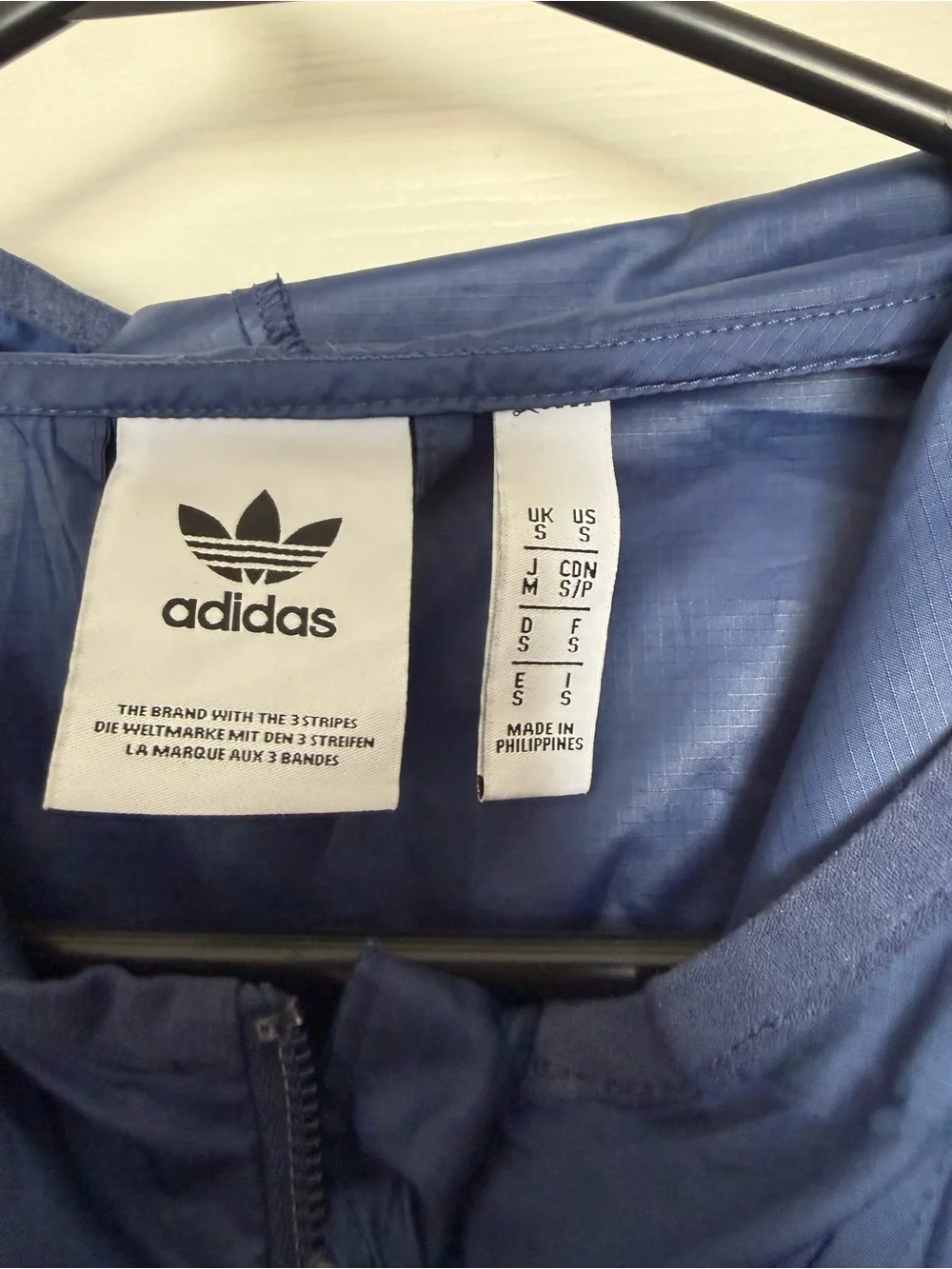 adidas Men’s Blue Hooded Windbreaker Jacket